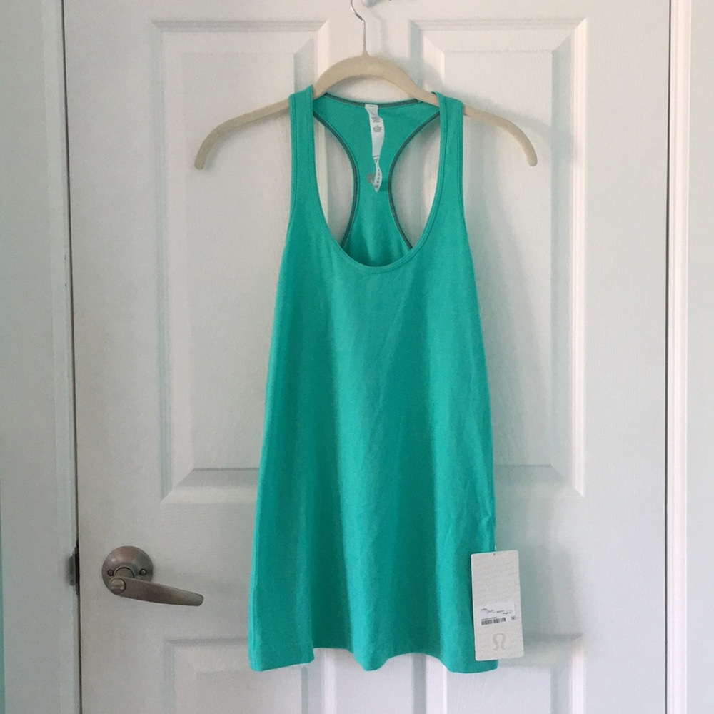 🍋🍋NWT LULULEMON TANK TOP🍋🍋